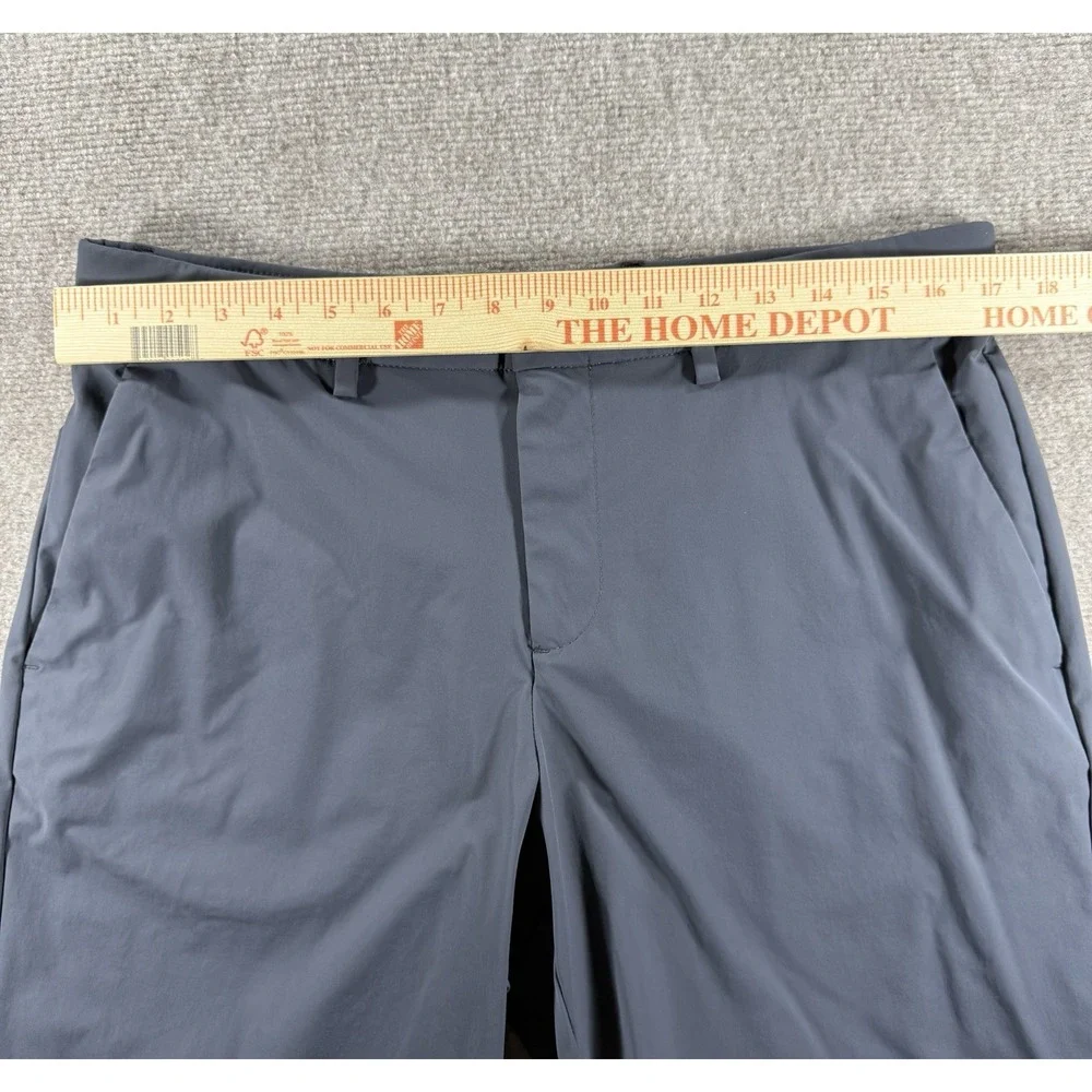 Perry Ellis‎ Men's 34 Gray Golf Shorts Stretch Nylon Blend Chino Performance Fit